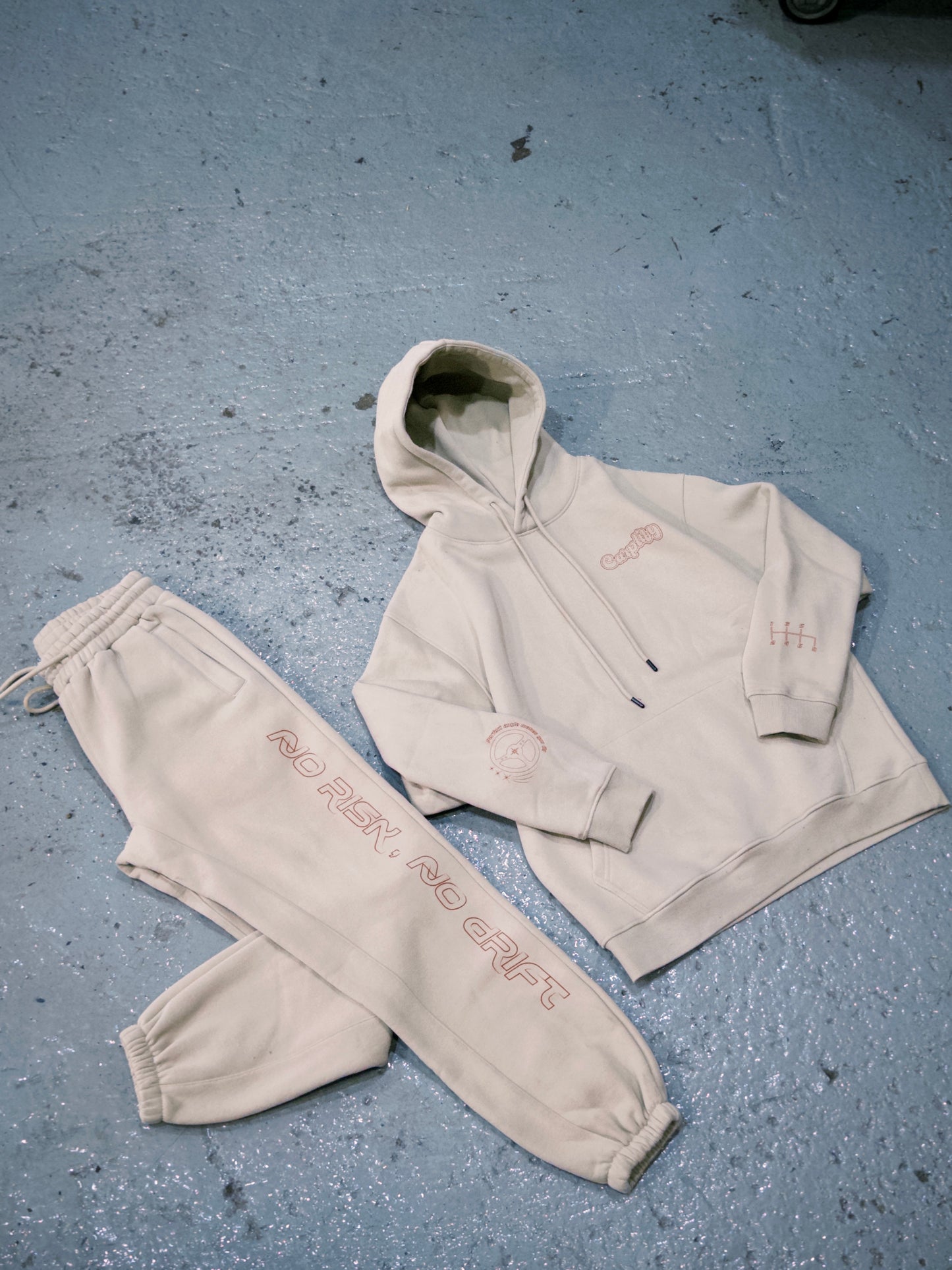 Drift Gray Apricot sales Set